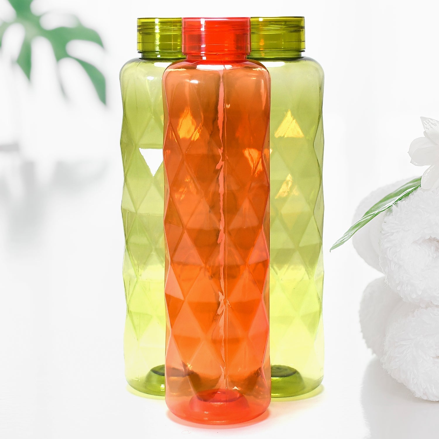 Diamond-cut bottle featuring a unique design for storing beverages. Diamond-cut bottle featuring a unique design for storing beverages.